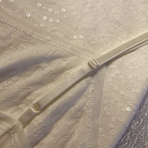 Ann Taylor White Sequin Design Stretch Camisole & Adjustable Straps - Size XL - Picture 8 of 14